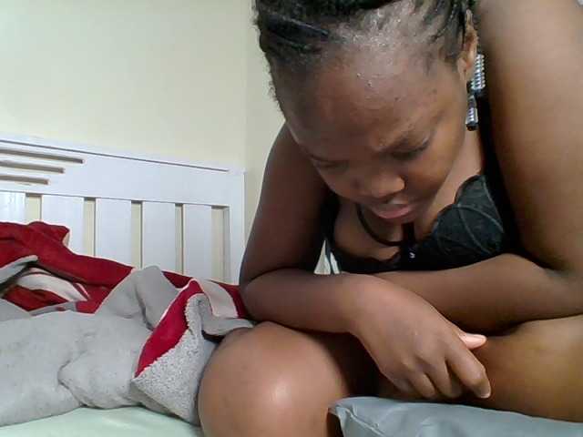 Sexyicey live cam on BongaCams