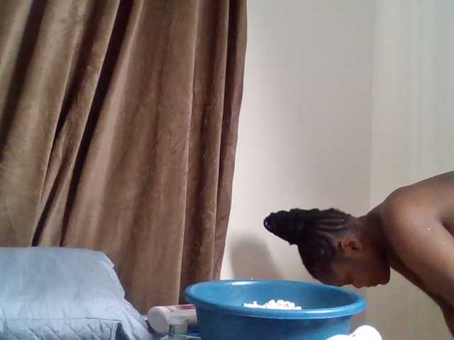 Sexyicey live cam on BongaCams