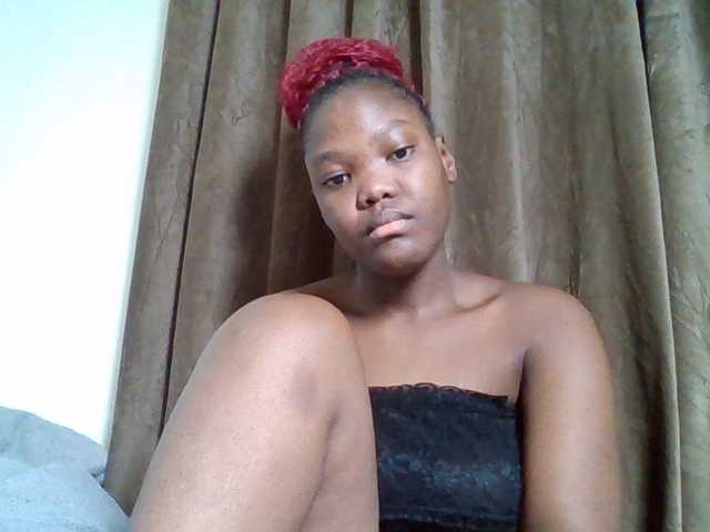 Sexyicey live cam on BongaCams
