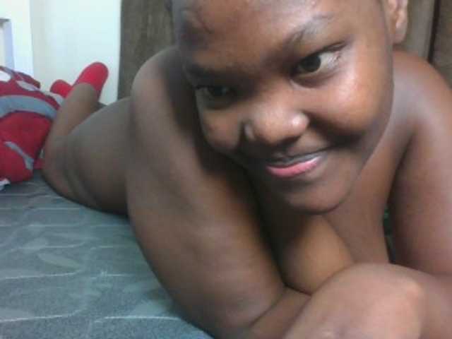 Sexyicey live cam on BongaCams
