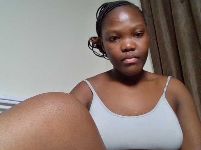 Sexyicey live cam on BongaCams
