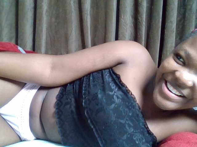 Sexyicey live cam on BongaCams