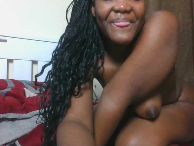 Sexyicey live webcam show