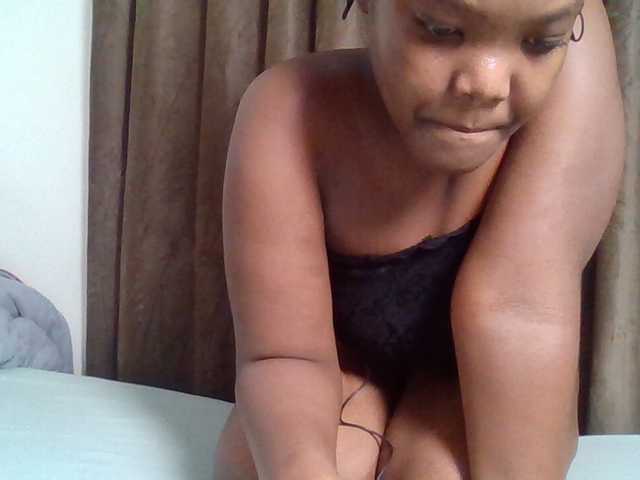 Sexyicey live cam