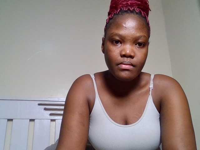 Sexyicey live cam on BongaCams