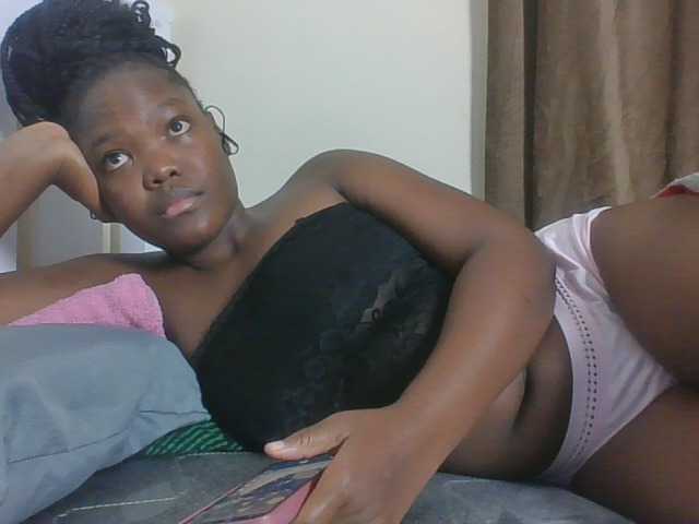 Sexyicey live webcam show