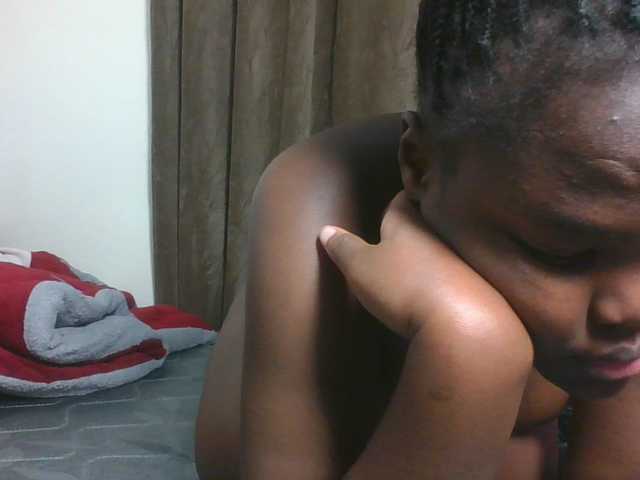 Sexyicey live cam on BongaCams