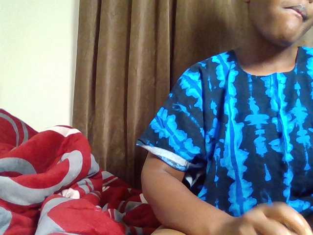 Sexyicey live cam on BongaCams