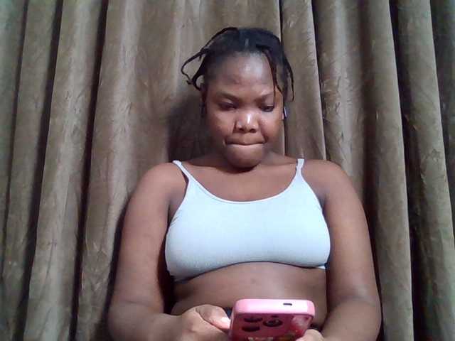 Sexyicey live cam on BongaCams