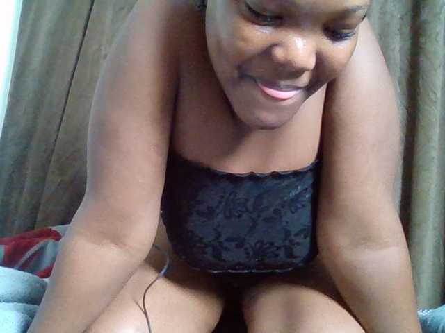 Sexyicey live cam on BongaCams
