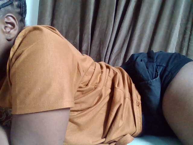 Sexyicey live cam on BongaCams
