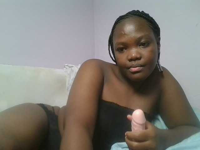 Sexyicey live cam on BongaCams