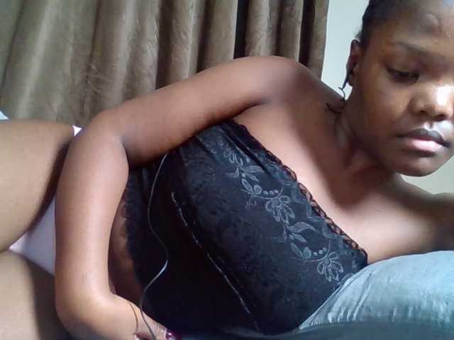 Sexyicey live cam preview