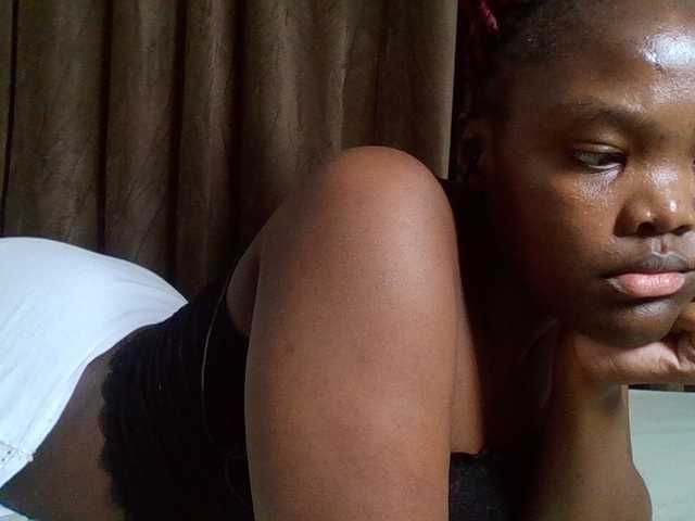 Sexyicey live cam on BongaCams