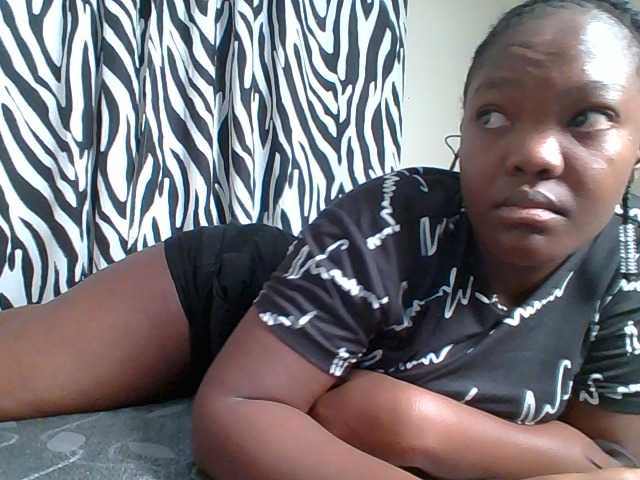 Sexyicey live cam on BongaCams