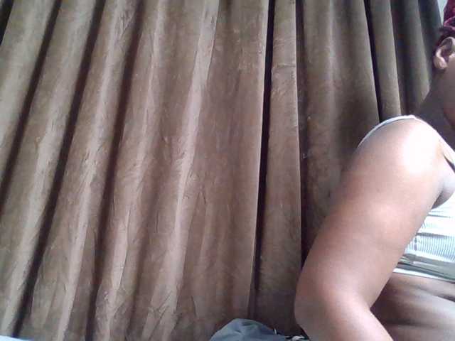 Sexyicey live cam on BongaCams