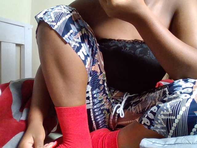 Sexyicey live cam on BongaCams