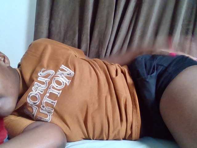 Sexyicey live cam on BongaCams