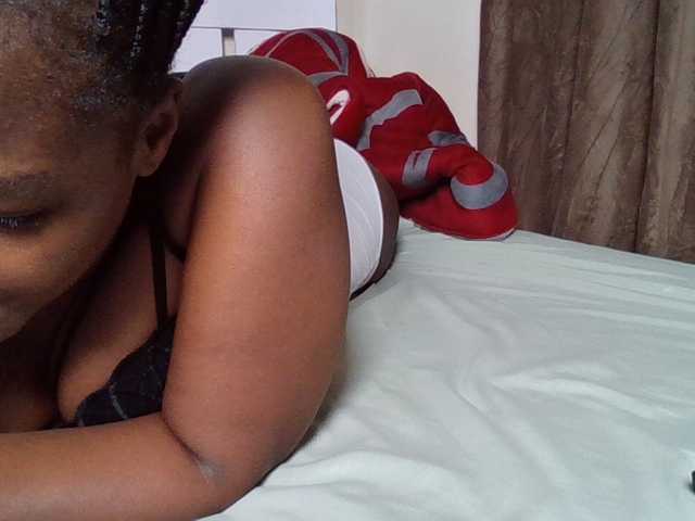 Sexyicey live cam on BongaCams