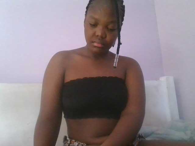 Sexyicey live cam on BongaCams