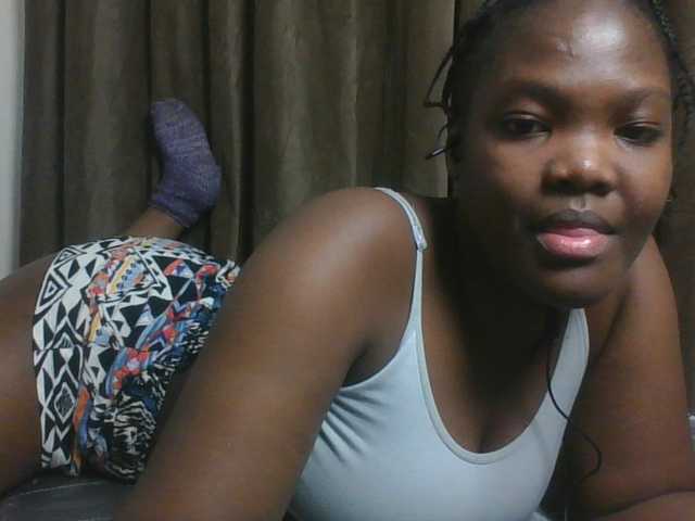 Sexyicey live cam on BongaCams