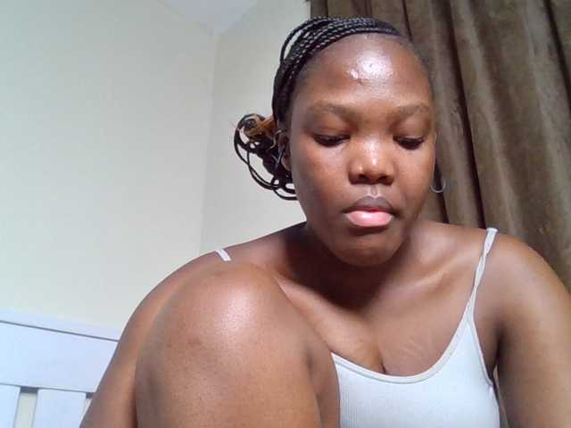 Sexyicey live cam on BongaCams