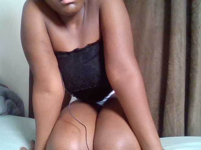 Sexyicey live cam