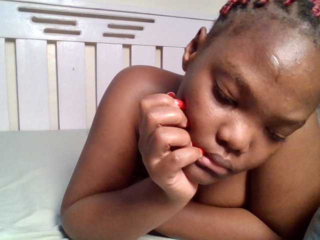 Sexyicey live cam