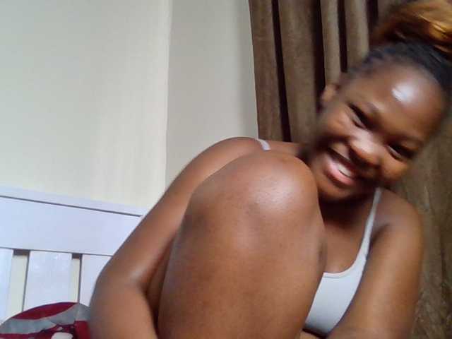 Sexyicey live cam on BongaCams