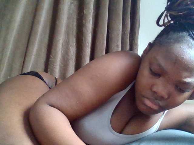 Sexyicey live cam preview
