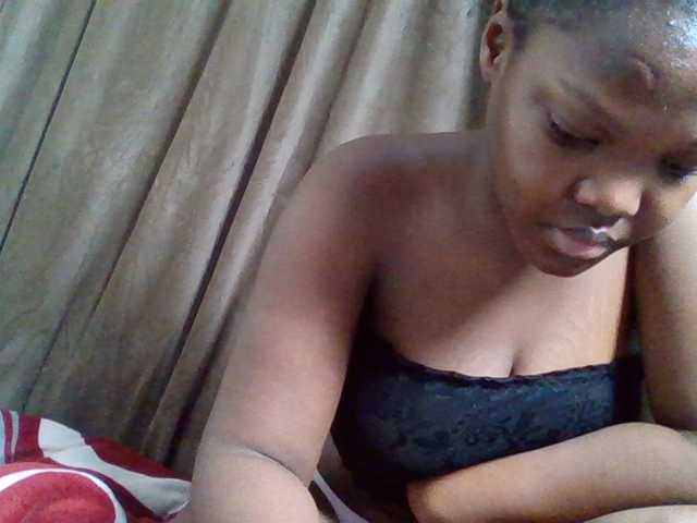 Sexyicey live cam preview