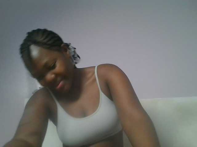 Sexyicey live cam on BongaCams