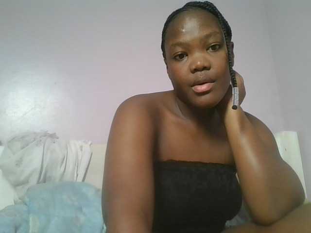 Sexyicey live cam on BongaCams
