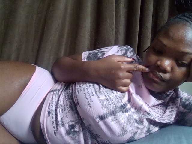 Sexyicey live cam preview