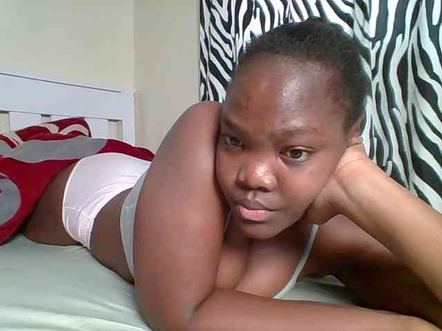 Sexyicey webcam