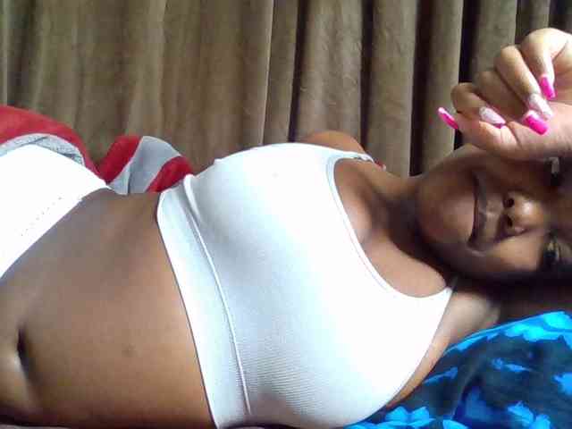 Sexyicey webcam