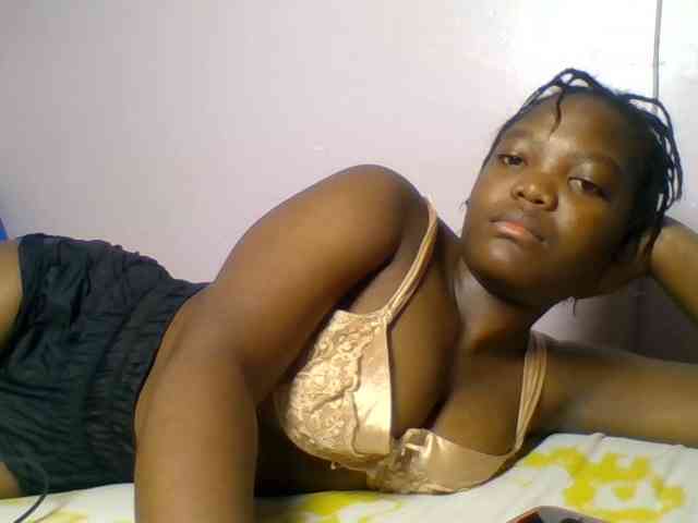 Sexyicey webcam