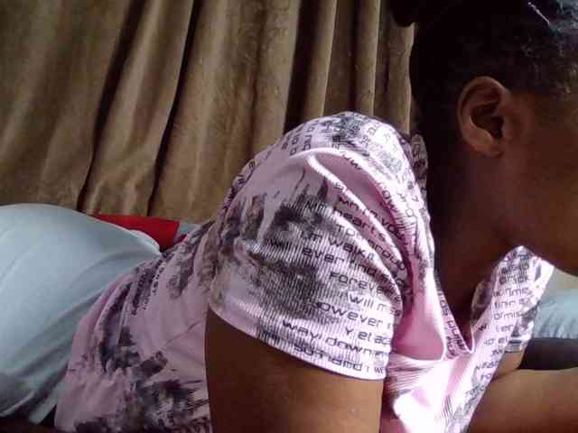 Sexyicey webcam