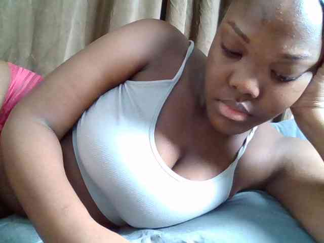 Sexyicey webcam