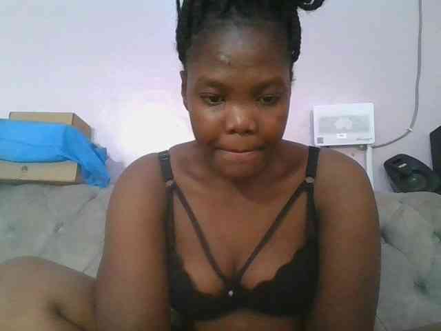 Sexyicey webcam