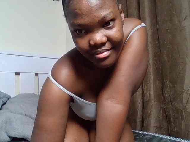 Sexyicey webcam