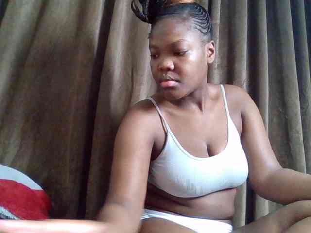 Sexyicey webcam