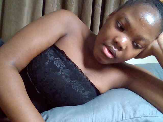 Sexyicey webcam