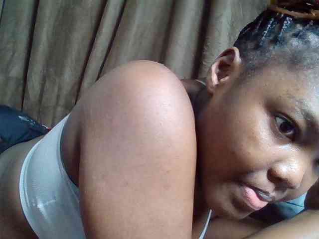 Sexyicey webcam