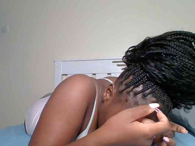 Sexyicey webcam