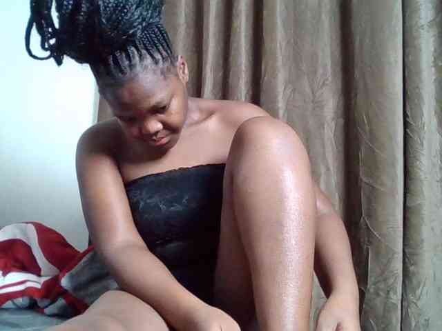 Sexyicey webcam