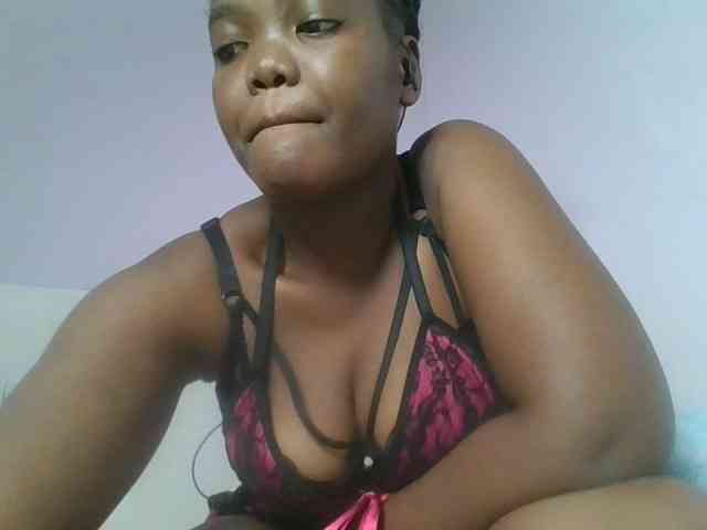 Sexyicey webcam