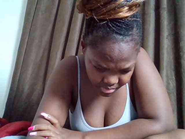 Sexyicey webcam
