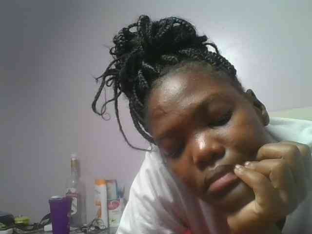 Sexyicey webcam