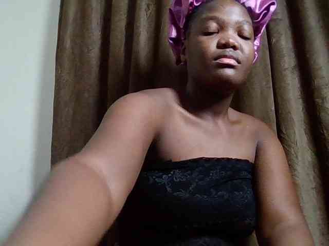 Sexyicey webcam